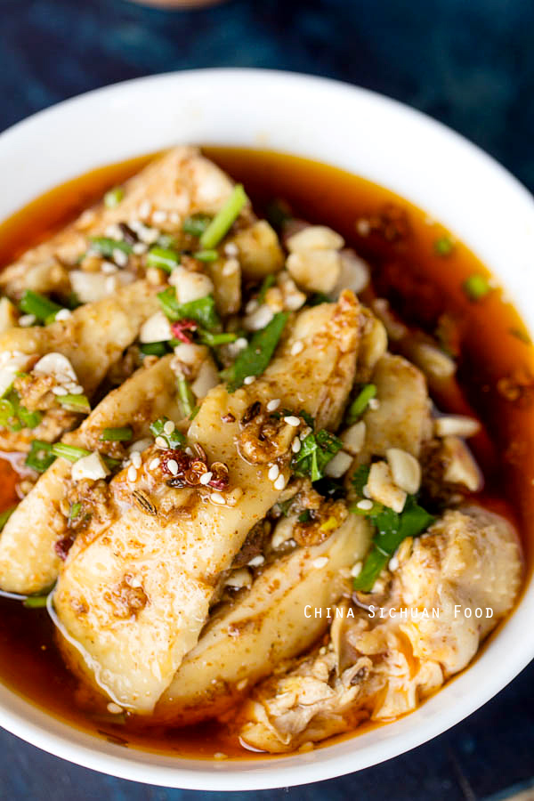 poached chicken in chili sauce